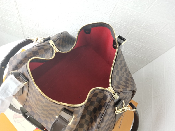 ルイヴィトンバッグ着用イメージ